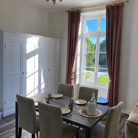 Chateau De St-fulgent, La Tour Saint-Fulgent