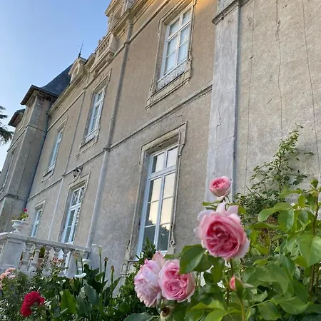 Chateau De St-fulgent, La Tour * Saint-Fulgent